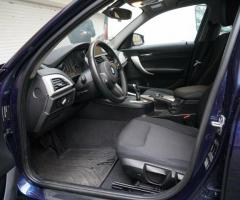 BMW 118i Automatik, LED , Navi, 8fach bereift mit nur 21800 km